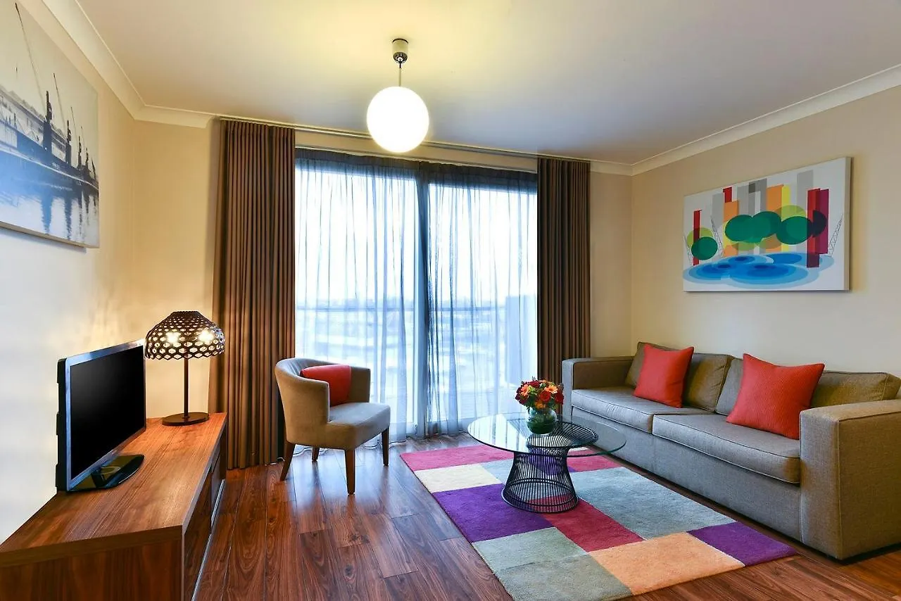 דירה לונדון Fraser Place Canary Wharf בריטניה